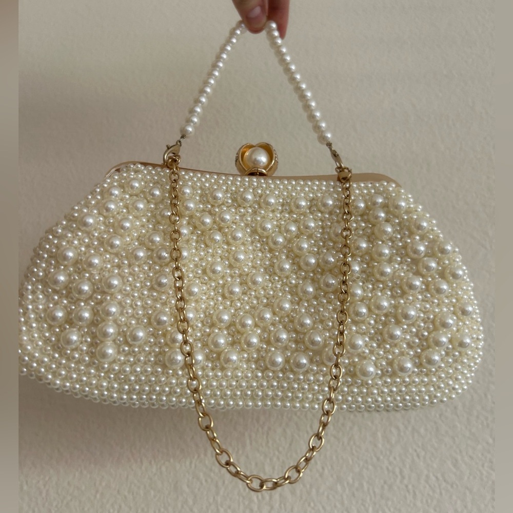 Elegant Pearl-Embellished Cream Clutch - Picture 3 of 5